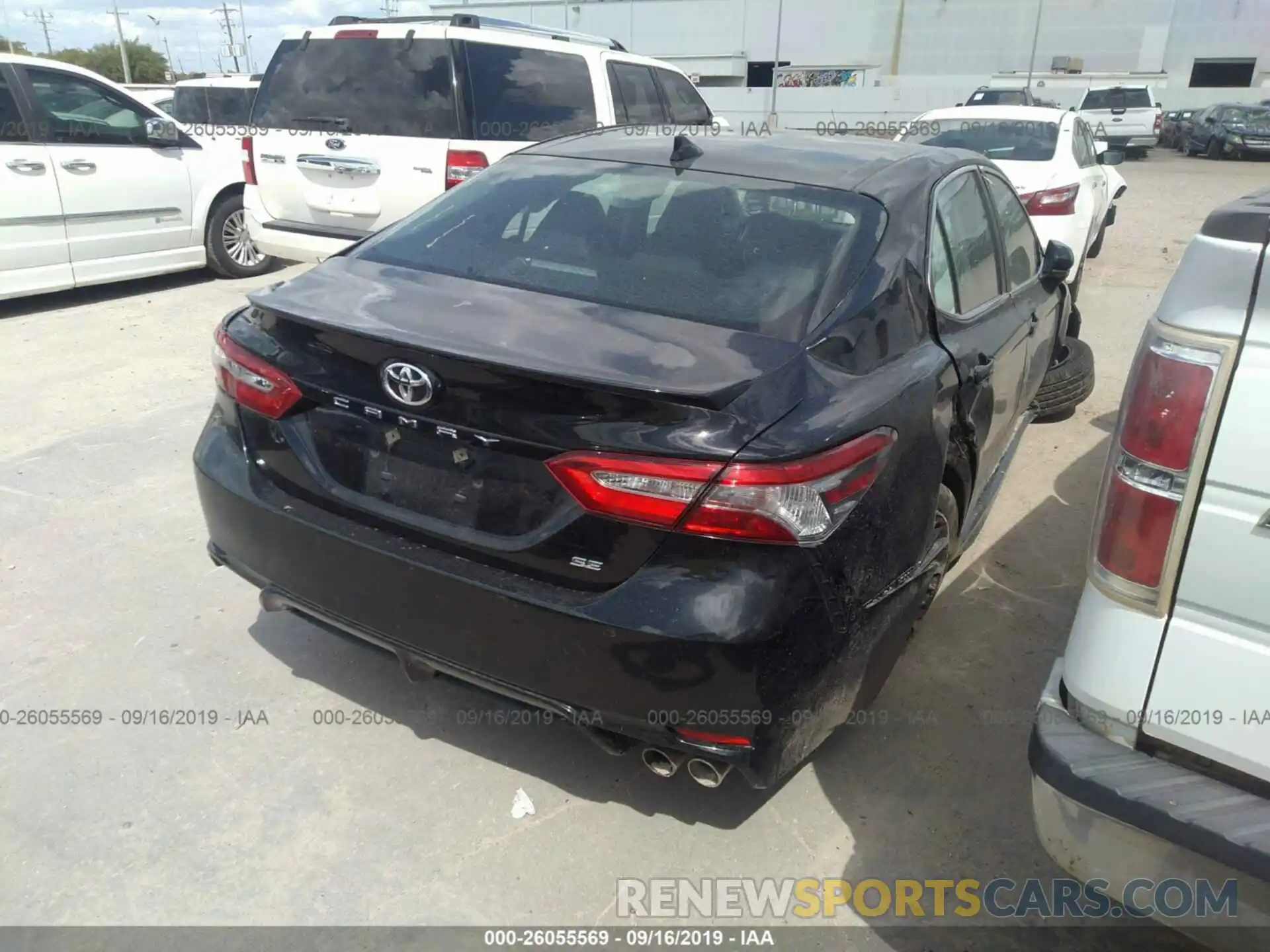 4 Photograph of a damaged car 4T1B11HK2KU173222 TOYOTA CAMRY 2019