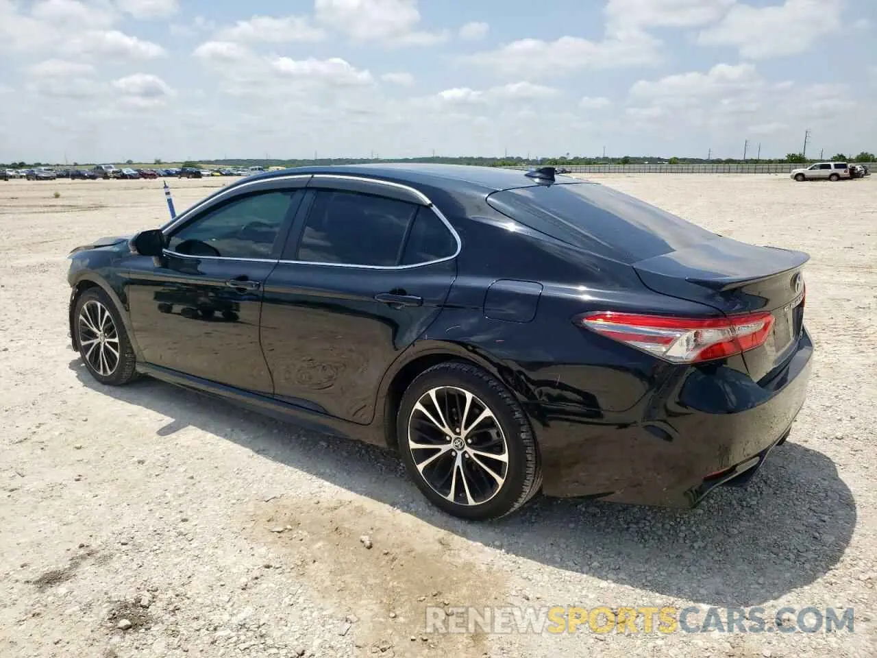 2 Photograph of a damaged car 4T1B11HK2KU175729 TOYOTA CAMRY 2019