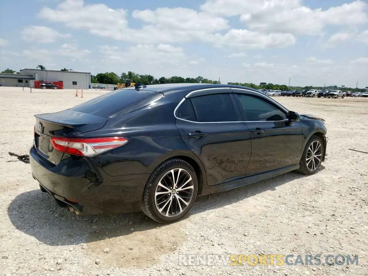 3 Photograph of a damaged car 4T1B11HK2KU175729 TOYOTA CAMRY 2019