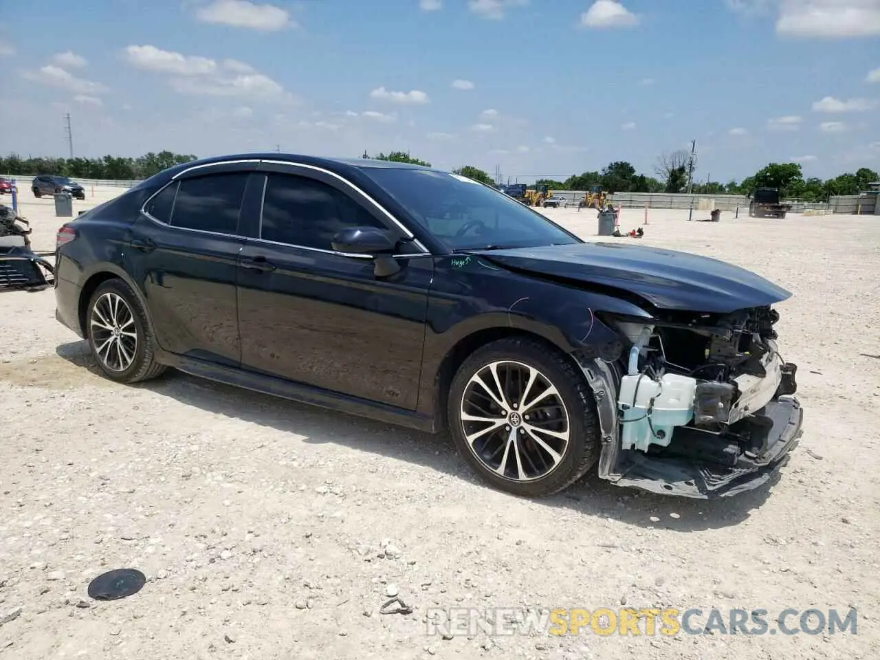 4 Photograph of a damaged car 4T1B11HK2KU175729 TOYOTA CAMRY 2019