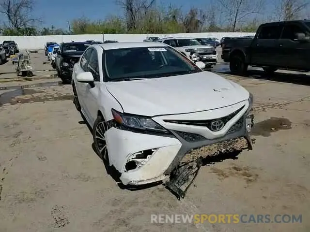 11 Photograph of a damaged car 4T1B11HK2KU180168 TOYOTA CAMRY 2019