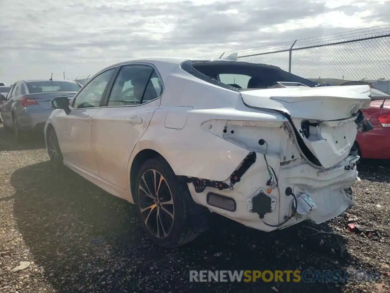 3 Photograph of a damaged car 4T1B11HK2KU180655 TOYOTA CAMRY 2019