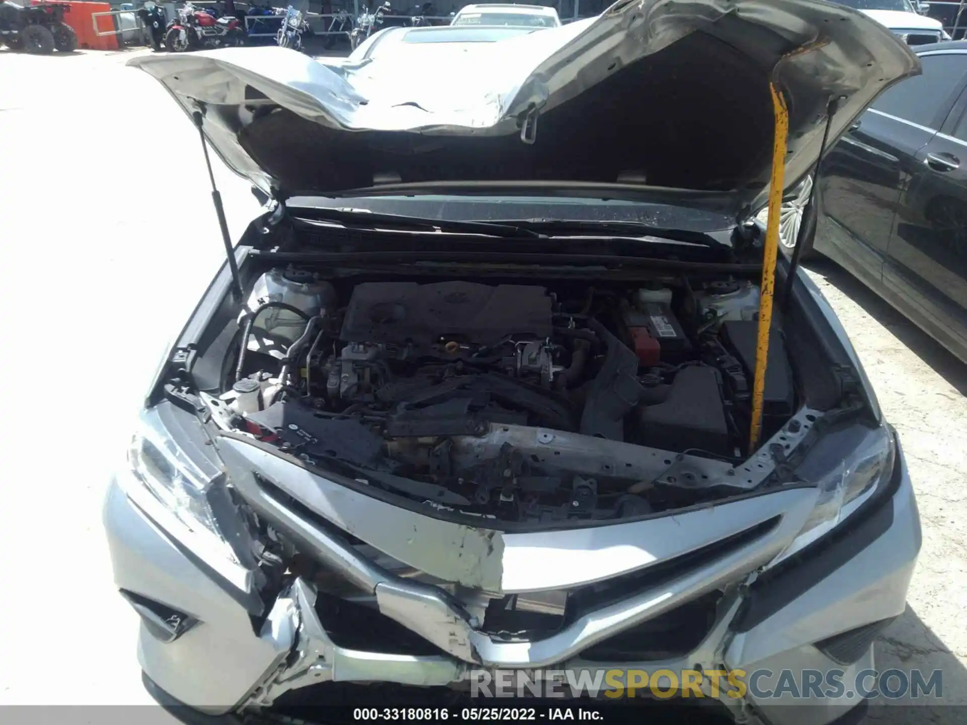 10 Photograph of a damaged car 4T1B11HK2KU181417 TOYOTA CAMRY 2019