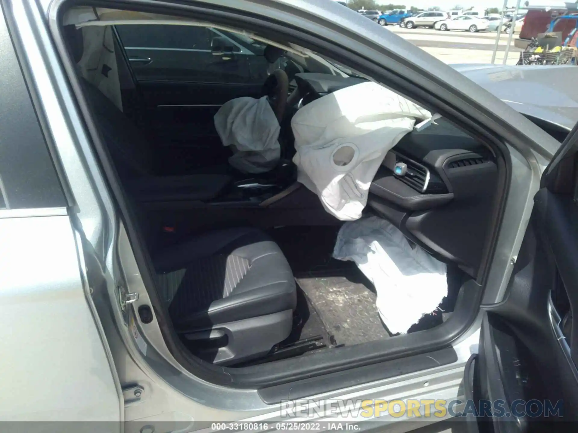 5 Photograph of a damaged car 4T1B11HK2KU181417 TOYOTA CAMRY 2019