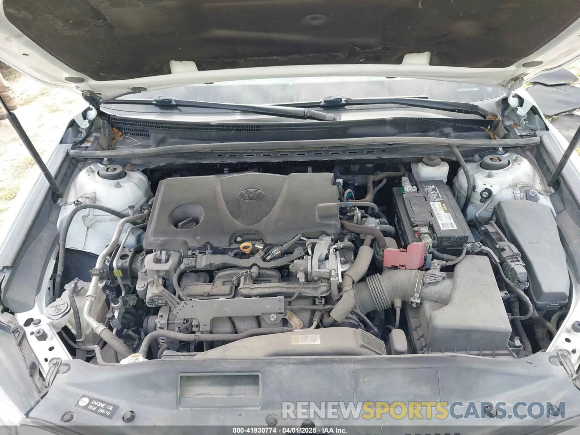 10 Photograph of a damaged car 4T1B11HK2KU181708 TOYOTA CAMRY 2019