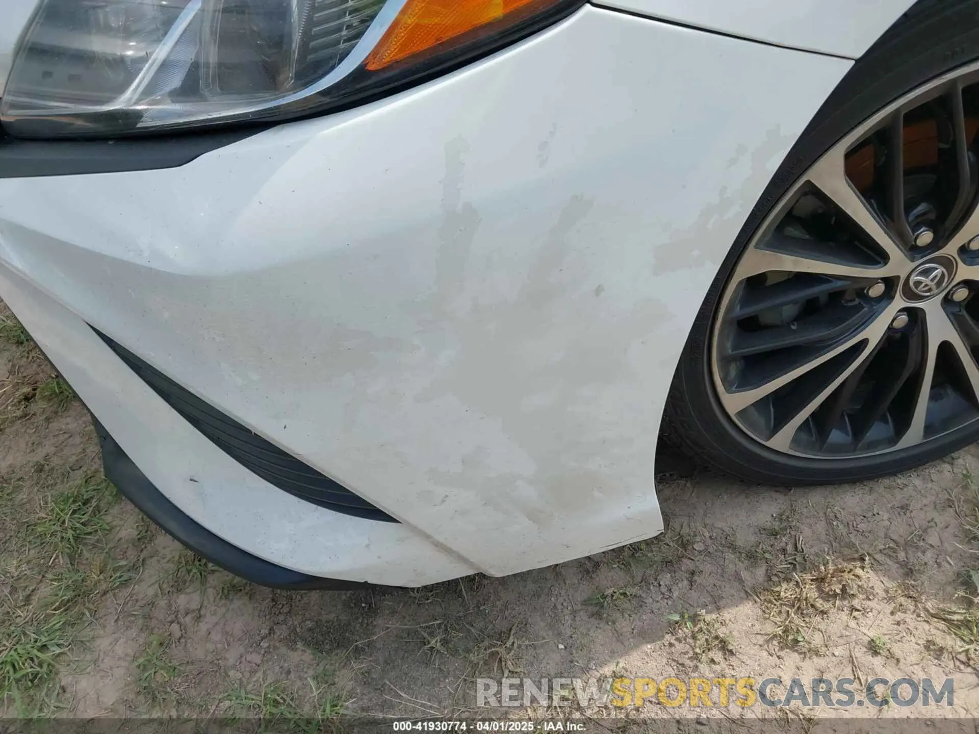 6 Photograph of a damaged car 4T1B11HK2KU181708 TOYOTA CAMRY 2019