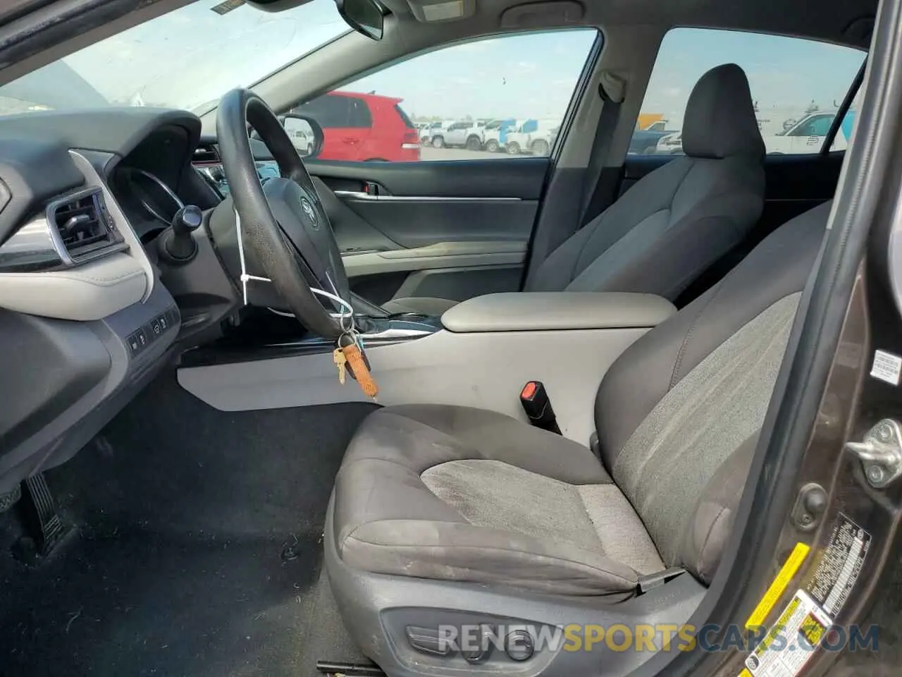 7 Photograph of a damaged car 4T1B11HK2KU183832 TOYOTA CAMRY 2019