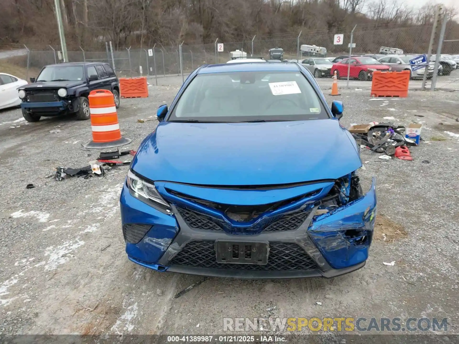 12 Photograph of a damaged car 4T1B11HK2KU186780 TOYOTA CAMRY 2019