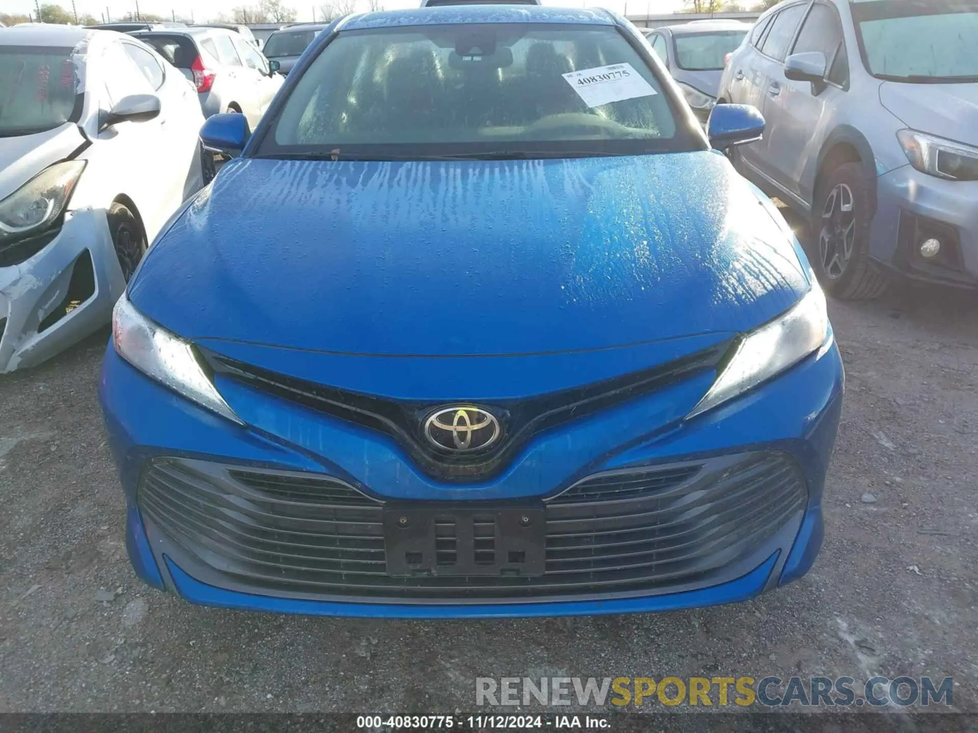 12 Photograph of a damaged car 4T1B11HK2KU188710 TOYOTA CAMRY 2019