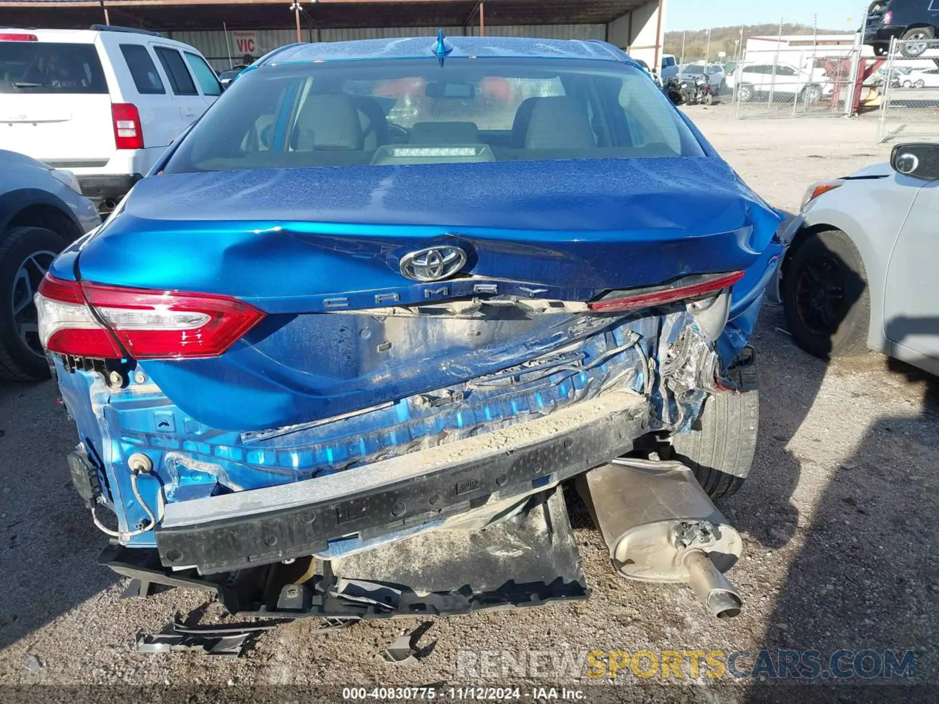 16 Photograph of a damaged car 4T1B11HK2KU188710 TOYOTA CAMRY 2019