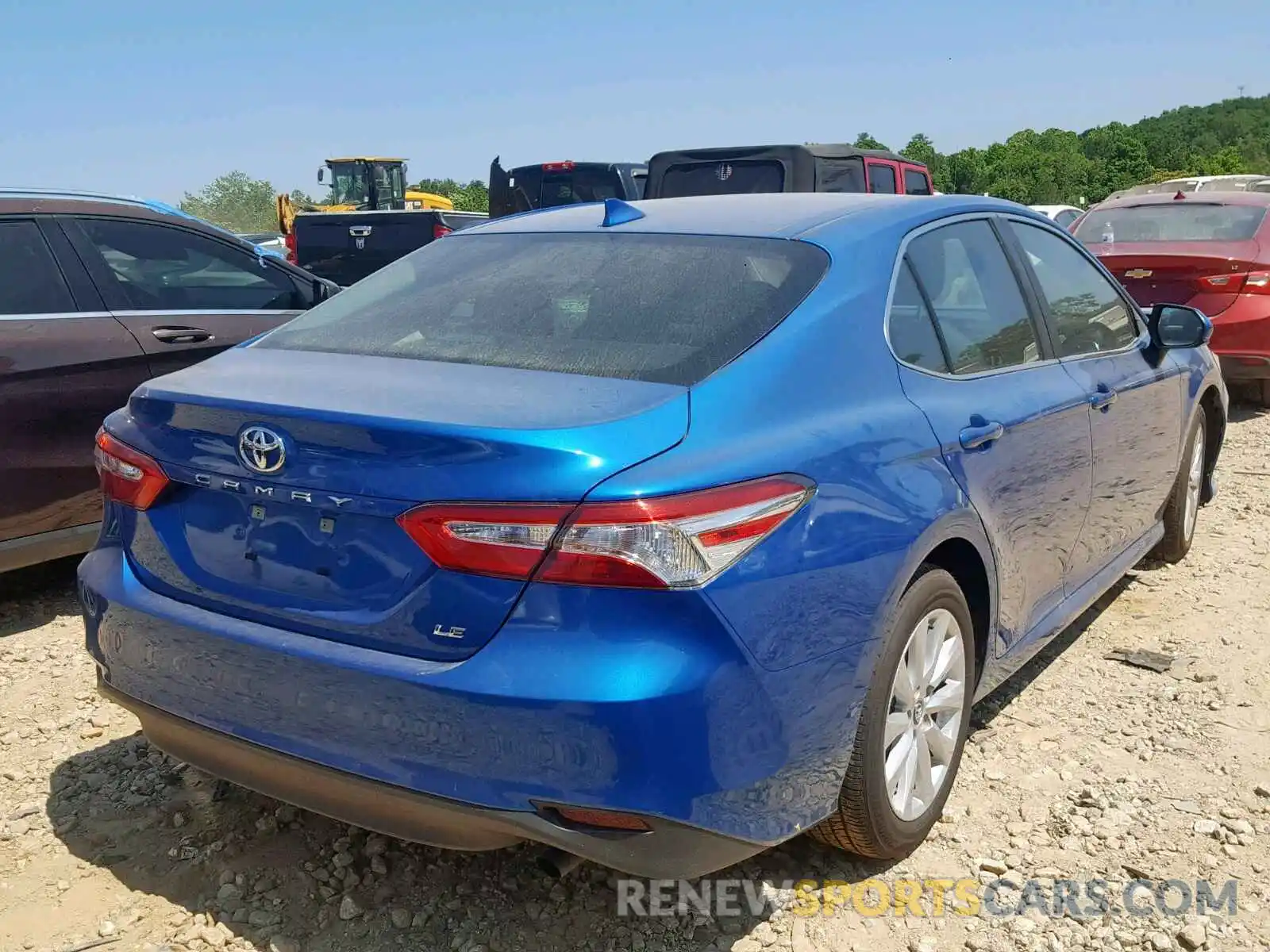 4 Photograph of a damaged car 4T1B11HK2KU195267 TOYOTA CAMRY 2019