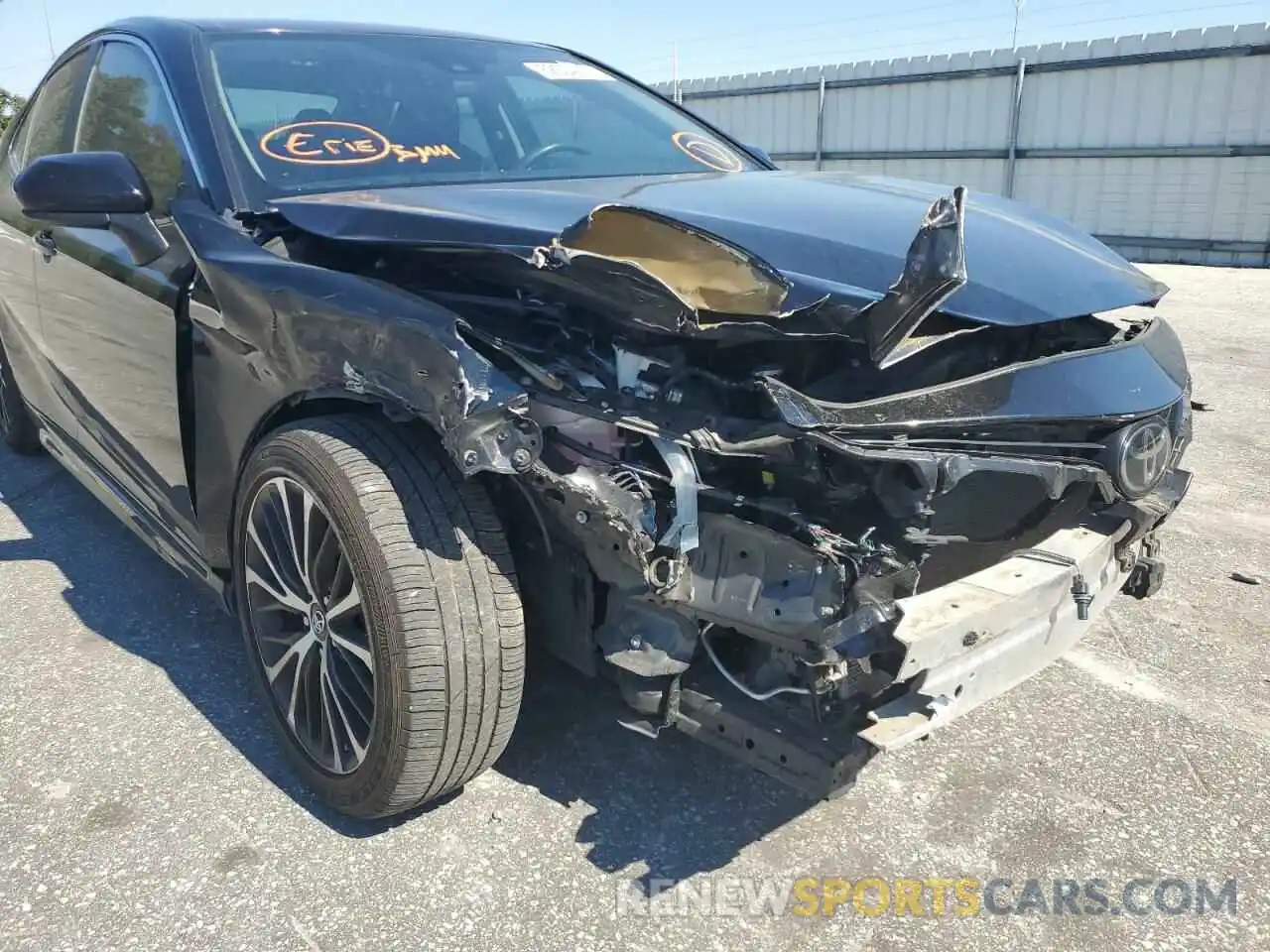 9 Photograph of a damaged car 4T1B11HK2KU196371 TOYOTA CAMRY 2019