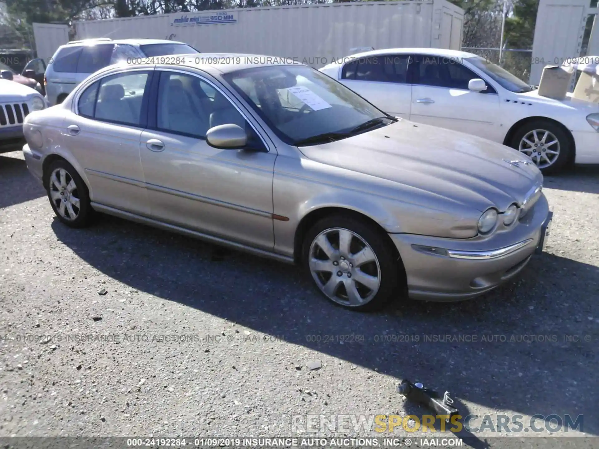 1 Photograph of a damaged car 4T1B11HK2KU196533 TOYOTA CAMRY 2019