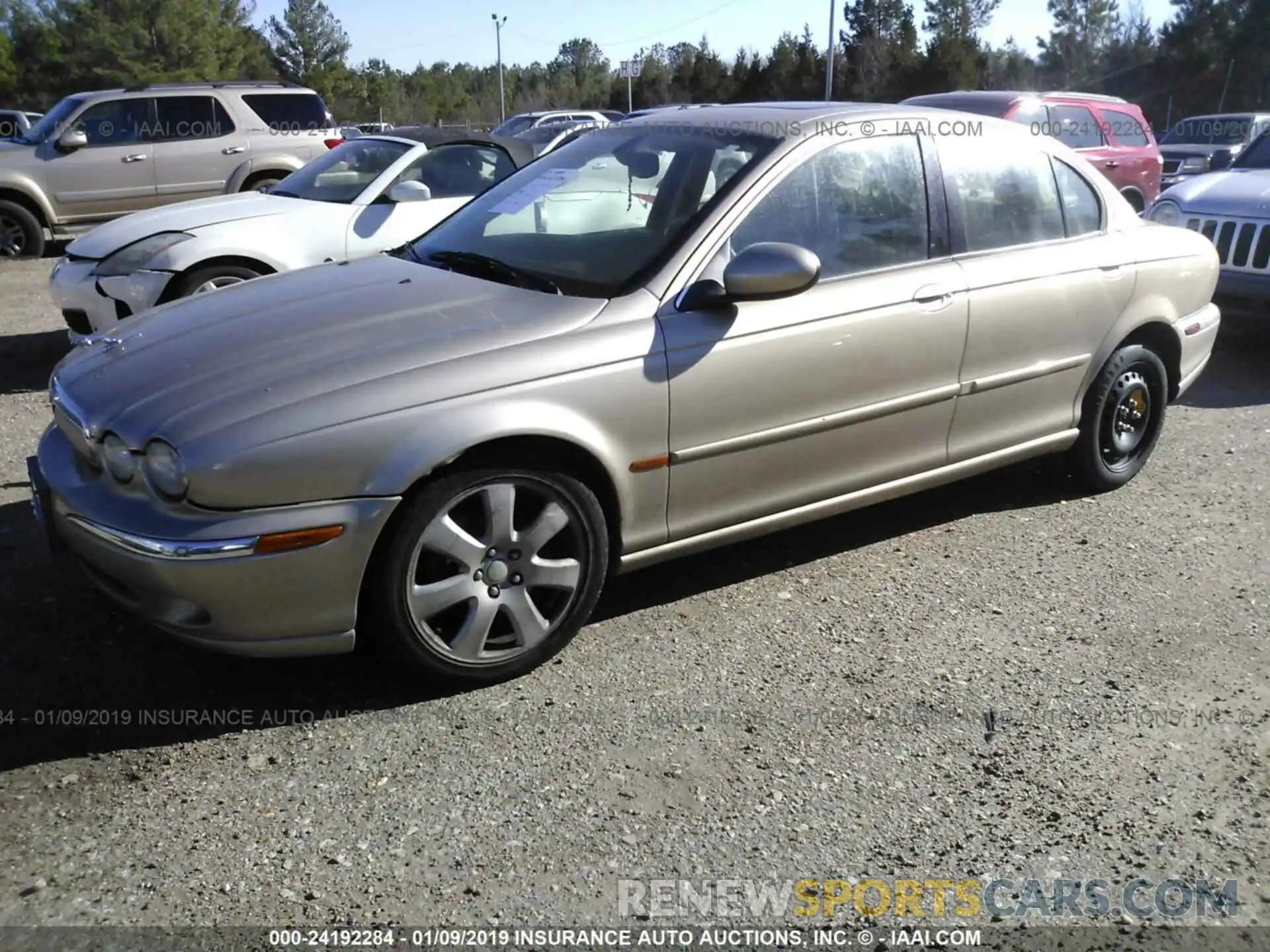 2 Photograph of a damaged car 4T1B11HK2KU196533 TOYOTA CAMRY 2019