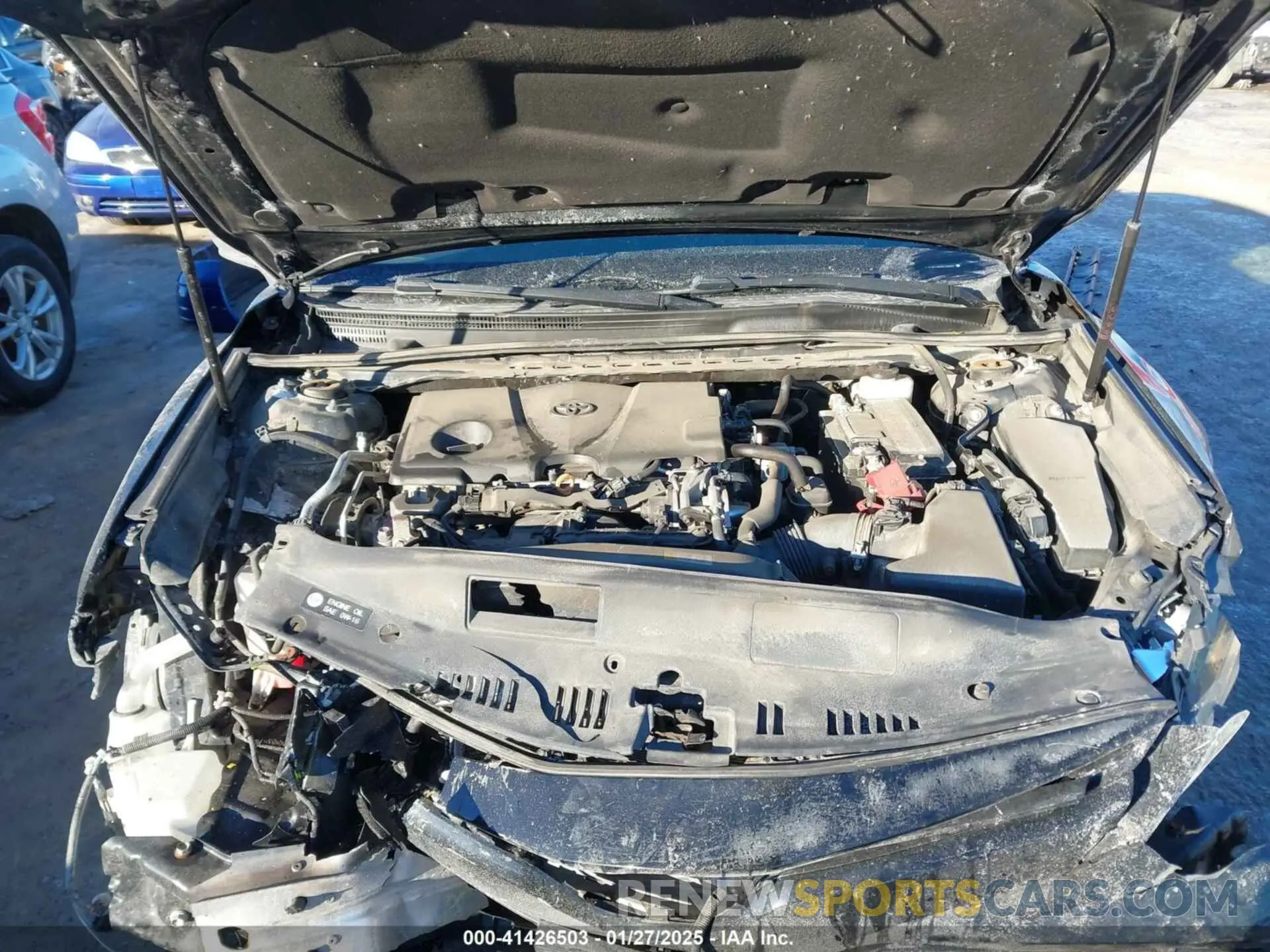 10 Photograph of a damaged car 4T1B11HK2KU198072 TOYOTA CAMRY 2019