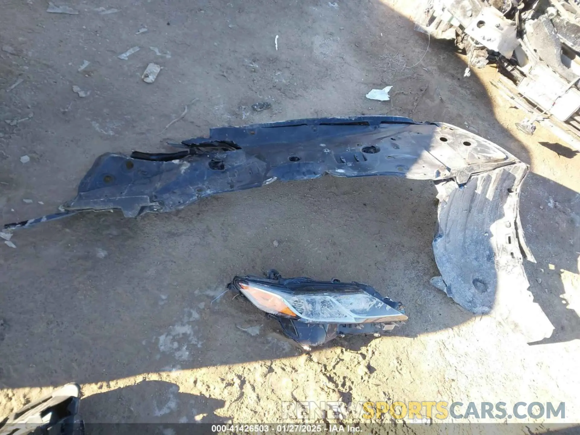 12 Photograph of a damaged car 4T1B11HK2KU198072 TOYOTA CAMRY 2019