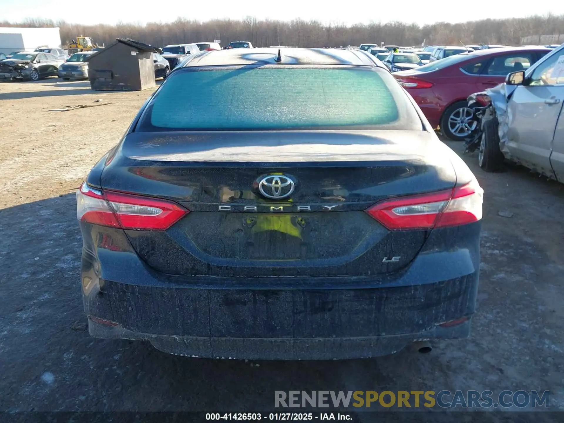 17 Photograph of a damaged car 4T1B11HK2KU198072 TOYOTA CAMRY 2019
