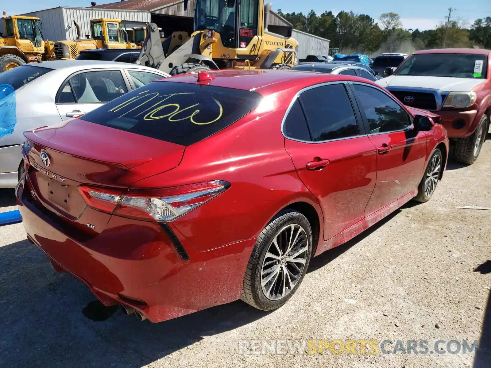 4 Photograph of a damaged car 4T1B11HK2KU198993 TOYOTA CAMRY 2019