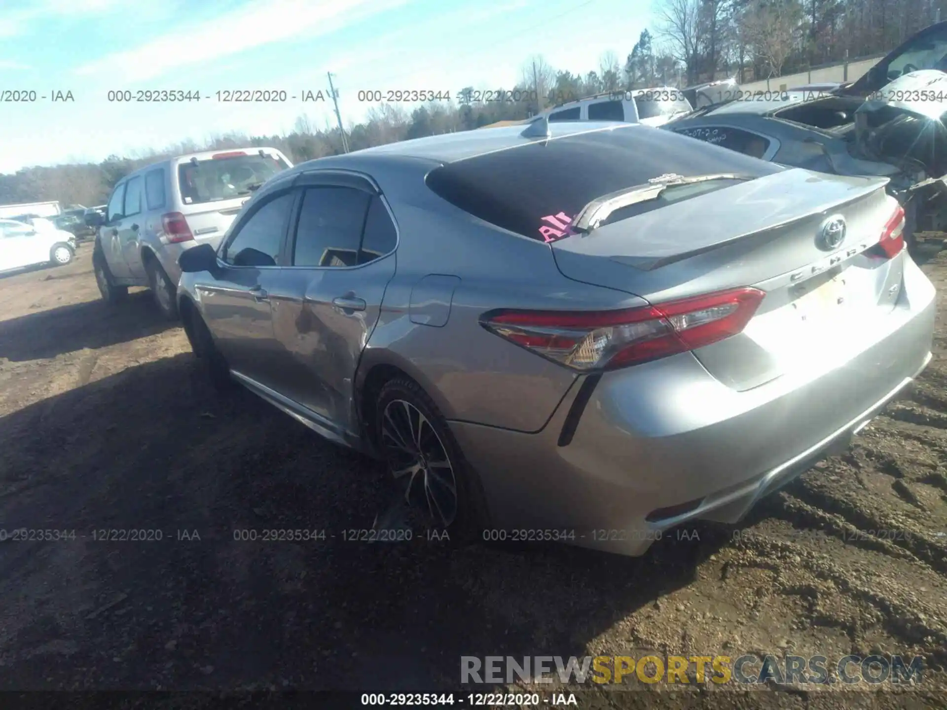 3 Photograph of a damaged car 4T1B11HK2KU200516 TOYOTA CAMRY 2019