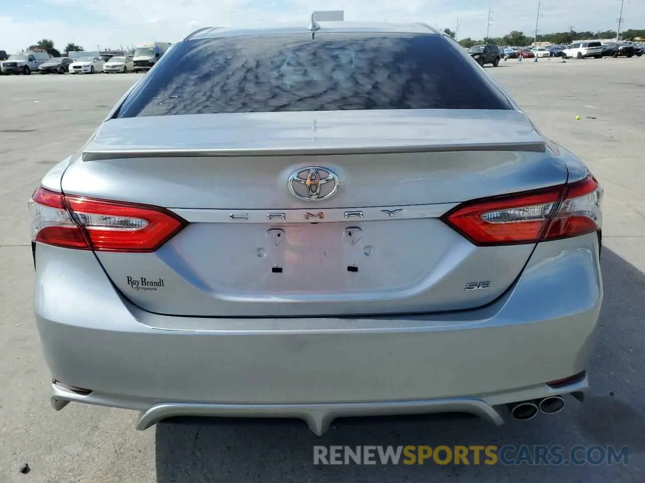6 Photograph of a damaged car 4T1B11HK2KU200970 TOYOTA CAMRY 2019