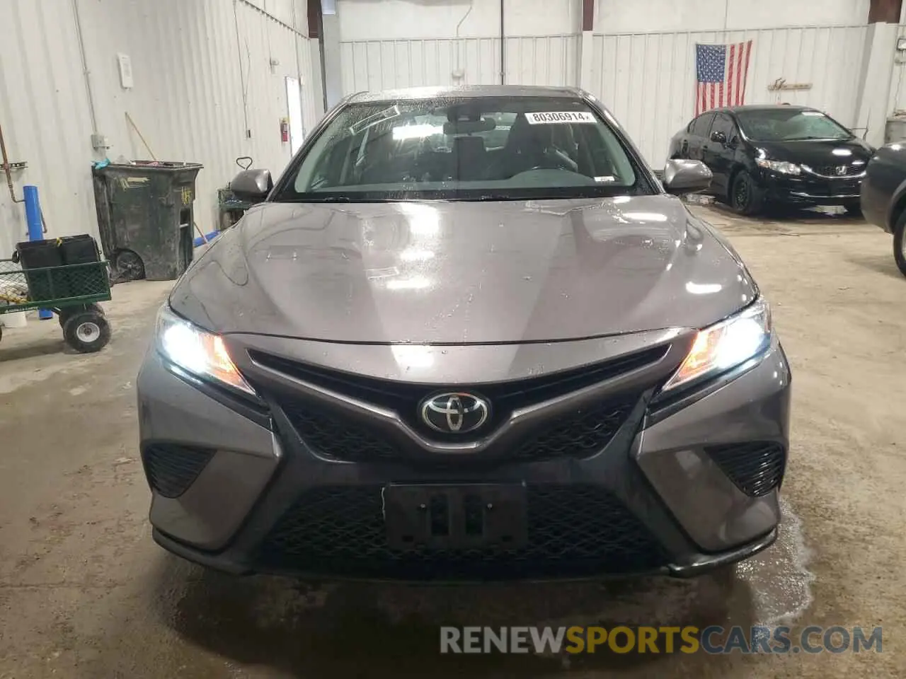 5 Photograph of a damaged car 4T1B11HK2KU201021 TOYOTA CAMRY 2019