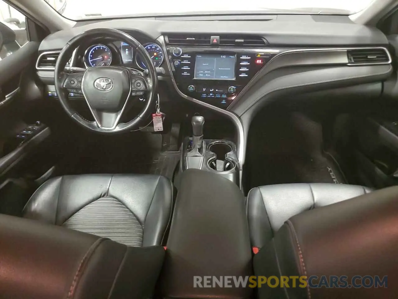 8 Photograph of a damaged car 4T1B11HK2KU201021 TOYOTA CAMRY 2019