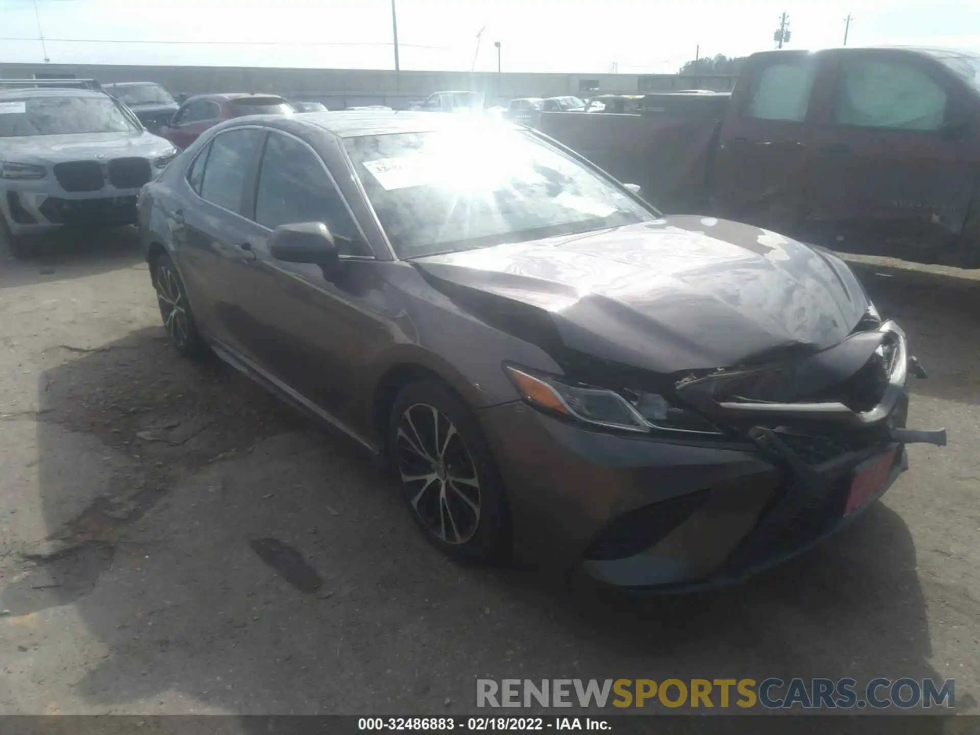 1 Photograph of a damaged car 4T1B11HK2KU202430 TOYOTA CAMRY 2019