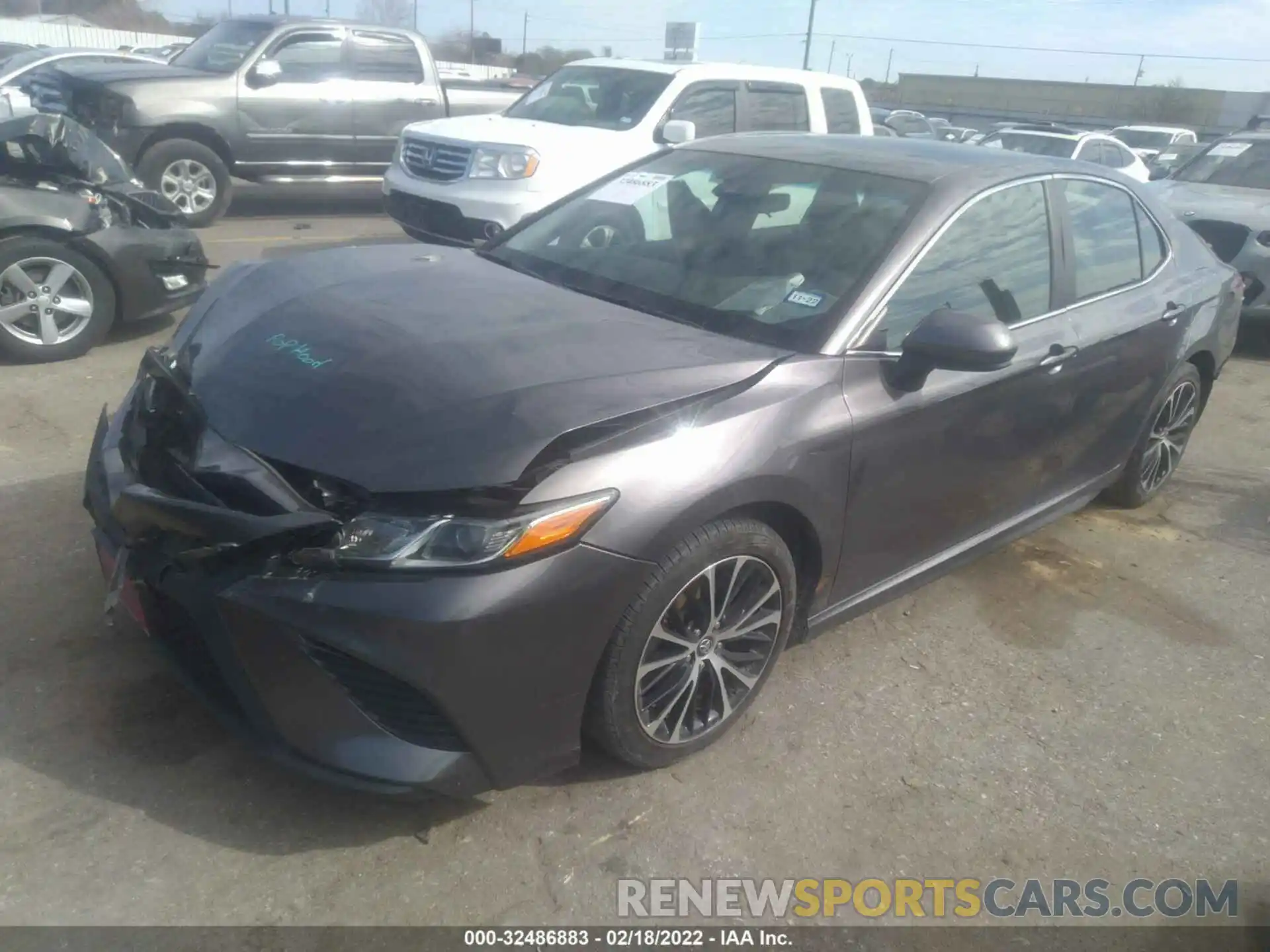 2 Photograph of a damaged car 4T1B11HK2KU202430 TOYOTA CAMRY 2019