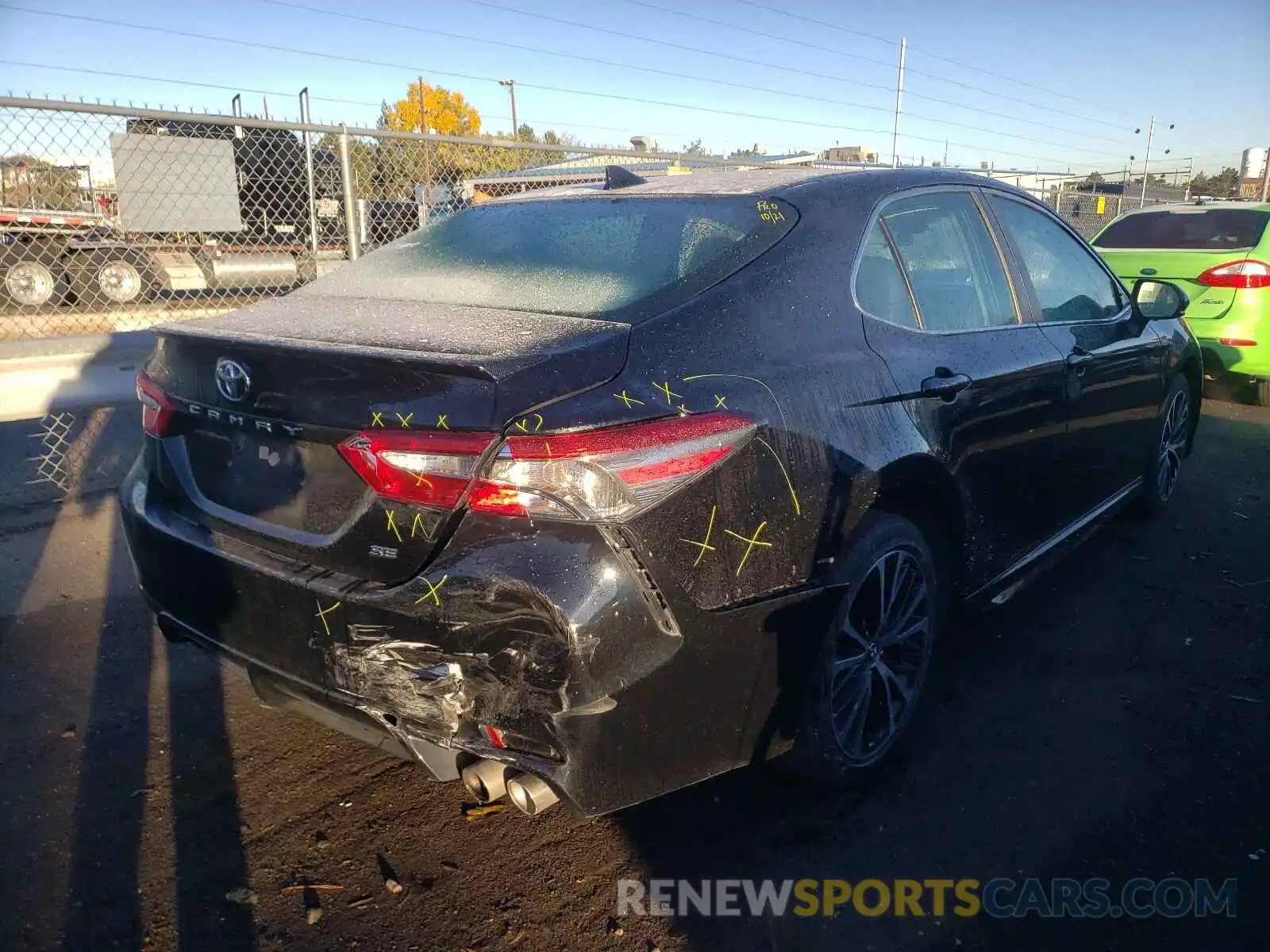 4 Photograph of a damaged car 4T1B11HK2KU204257 TOYOTA CAMRY 2019