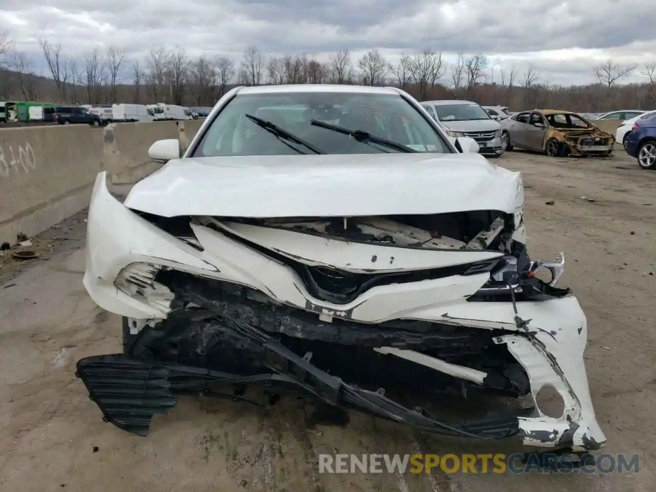 5 Photograph of a damaged car 4T1B11HK2KU204453 TOYOTA CAMRY 2019