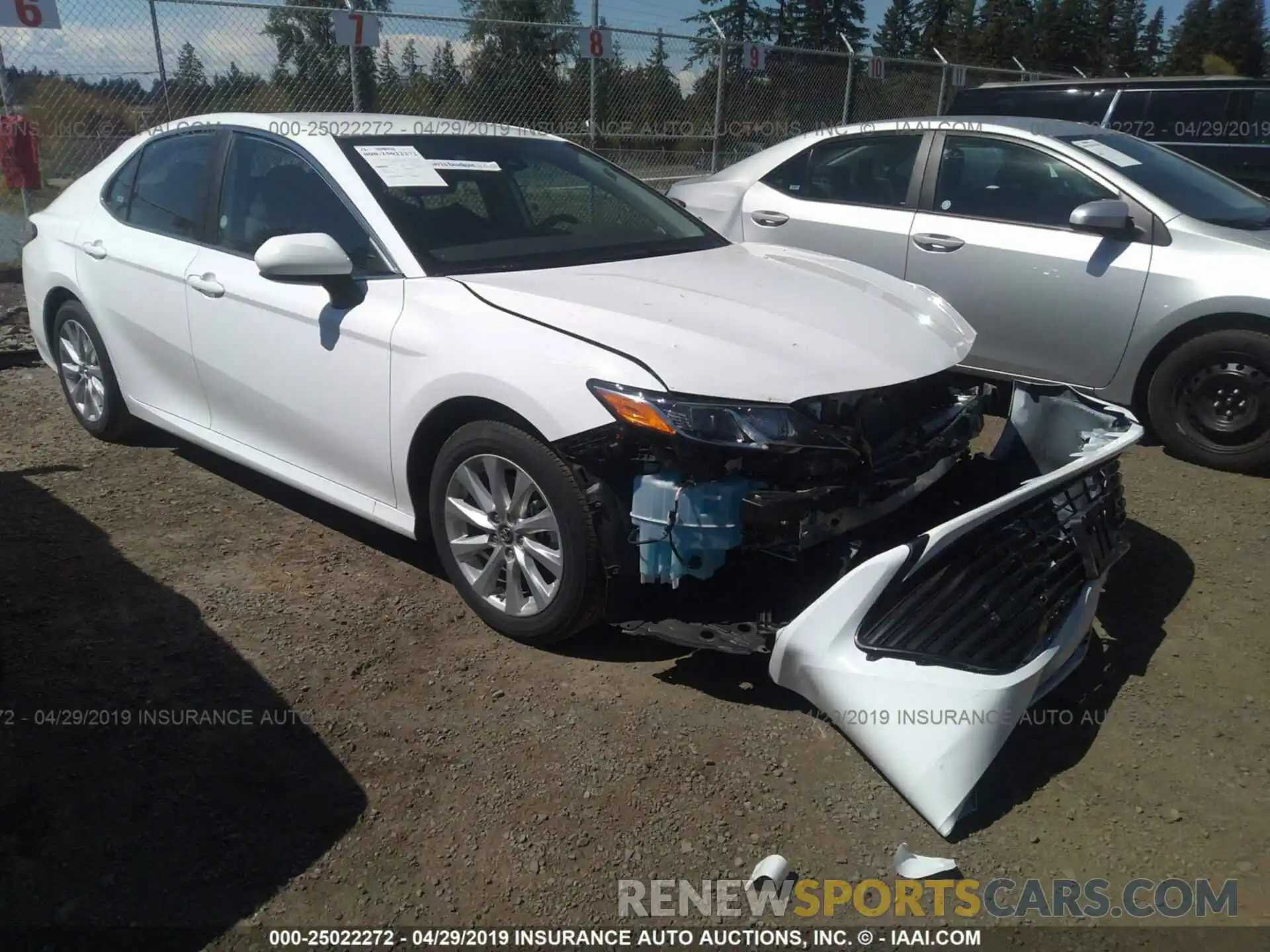 1 Photograph of a damaged car 4T1B11HK2KU206137 TOYOTA CAMRY 2019