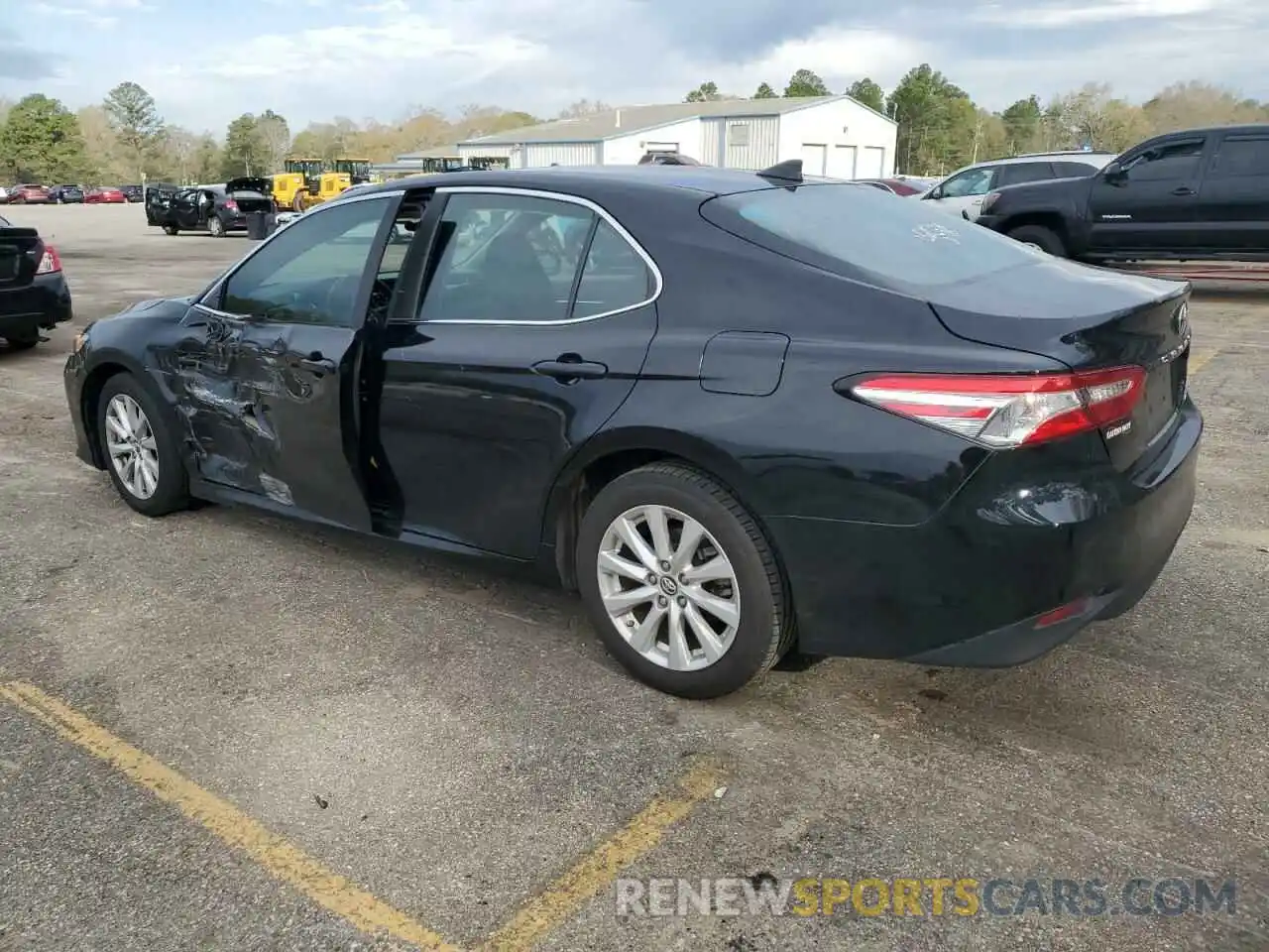 2 Photograph of a damaged car 4T1B11HK2KU210673 TOYOTA CAMRY 2019