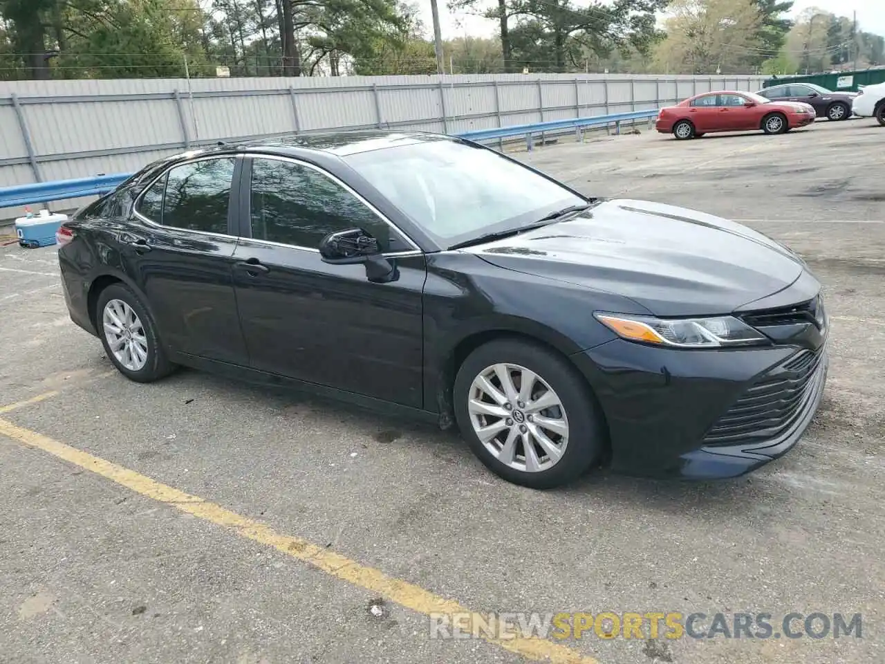 4 Photograph of a damaged car 4T1B11HK2KU210673 TOYOTA CAMRY 2019