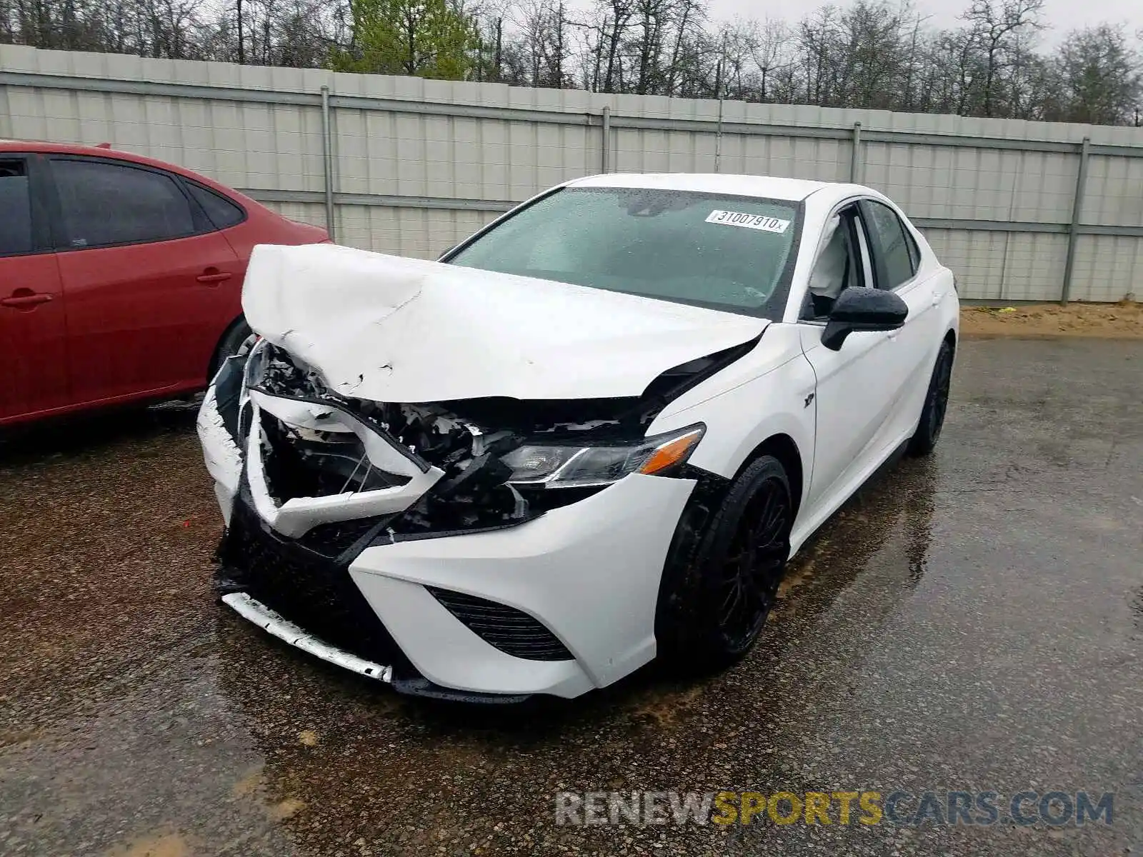 2 Photograph of a damaged car 4T1B11HK2KU211354 TOYOTA CAMRY 2019