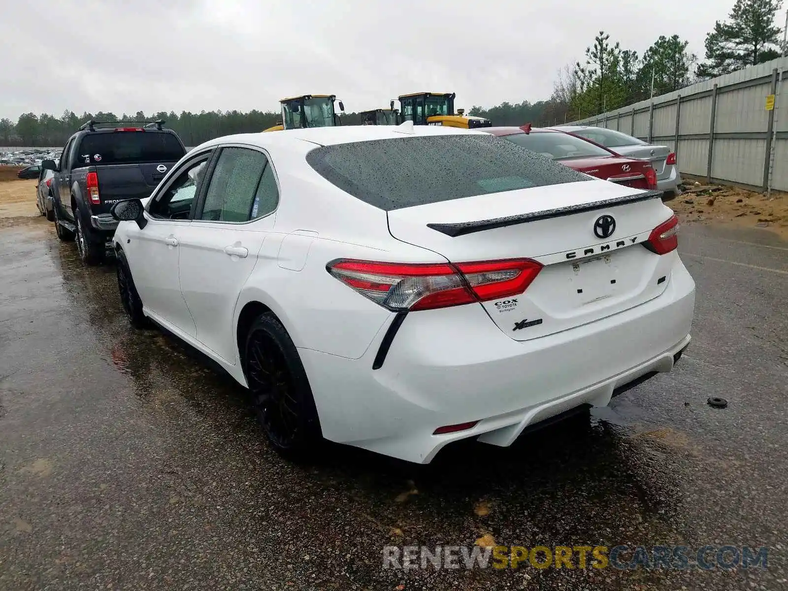 3 Photograph of a damaged car 4T1B11HK2KU211354 TOYOTA CAMRY 2019