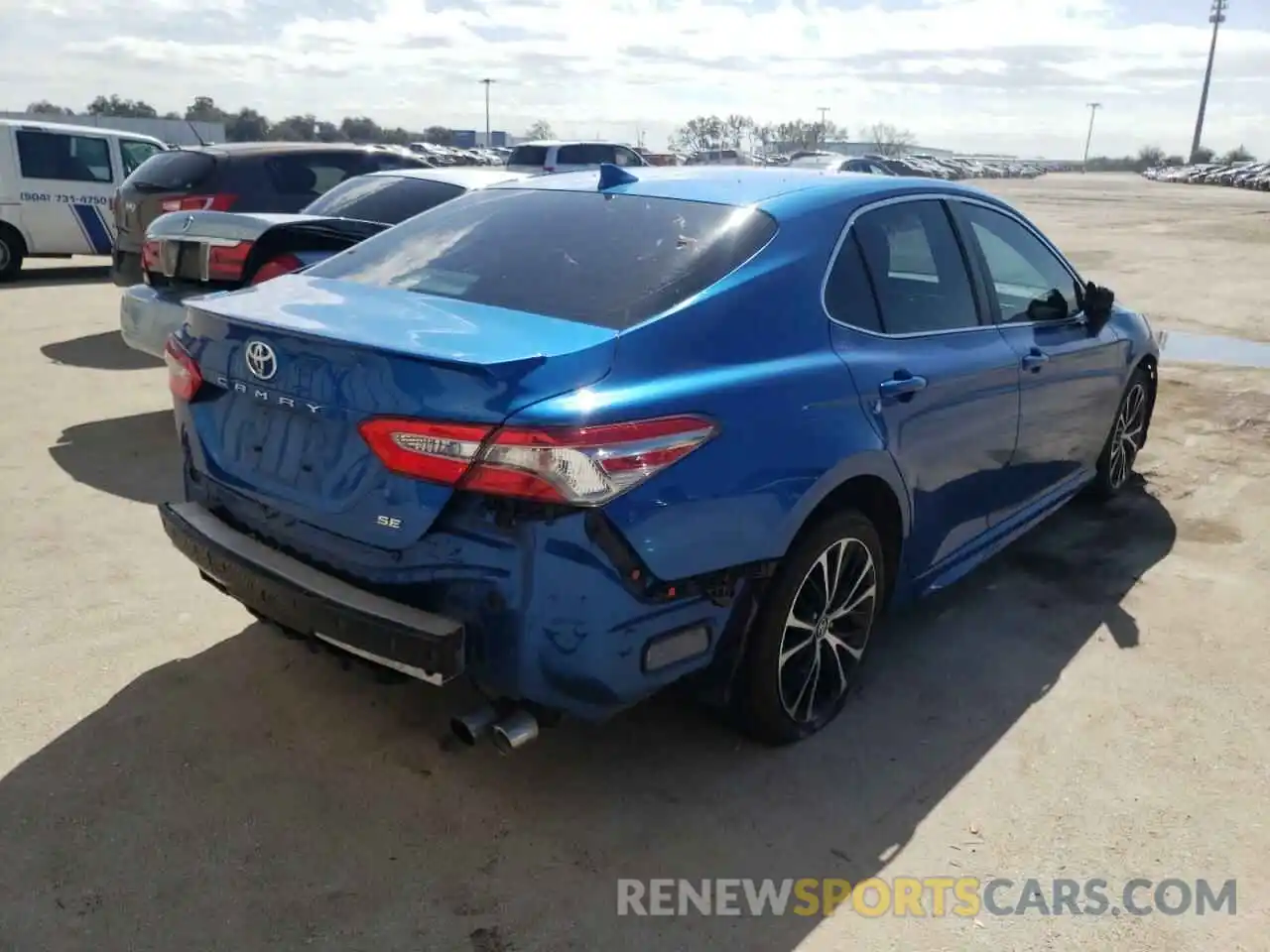 4 Photograph of a damaged car 4T1B11HK2KU213721 TOYOTA CAMRY 2019