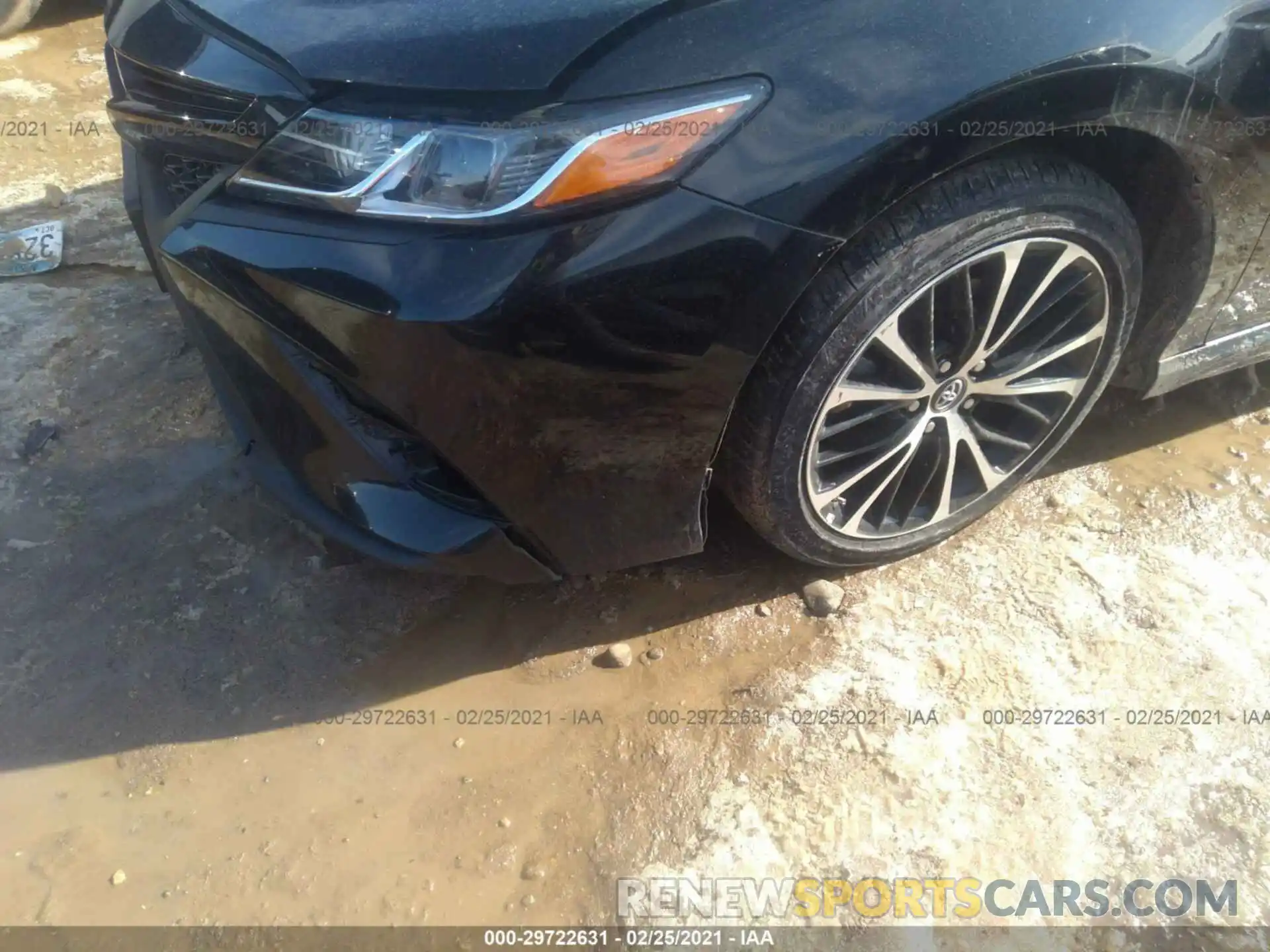 6 Photograph of a damaged car 4T1B11HK2KU216540 TOYOTA CAMRY 2019