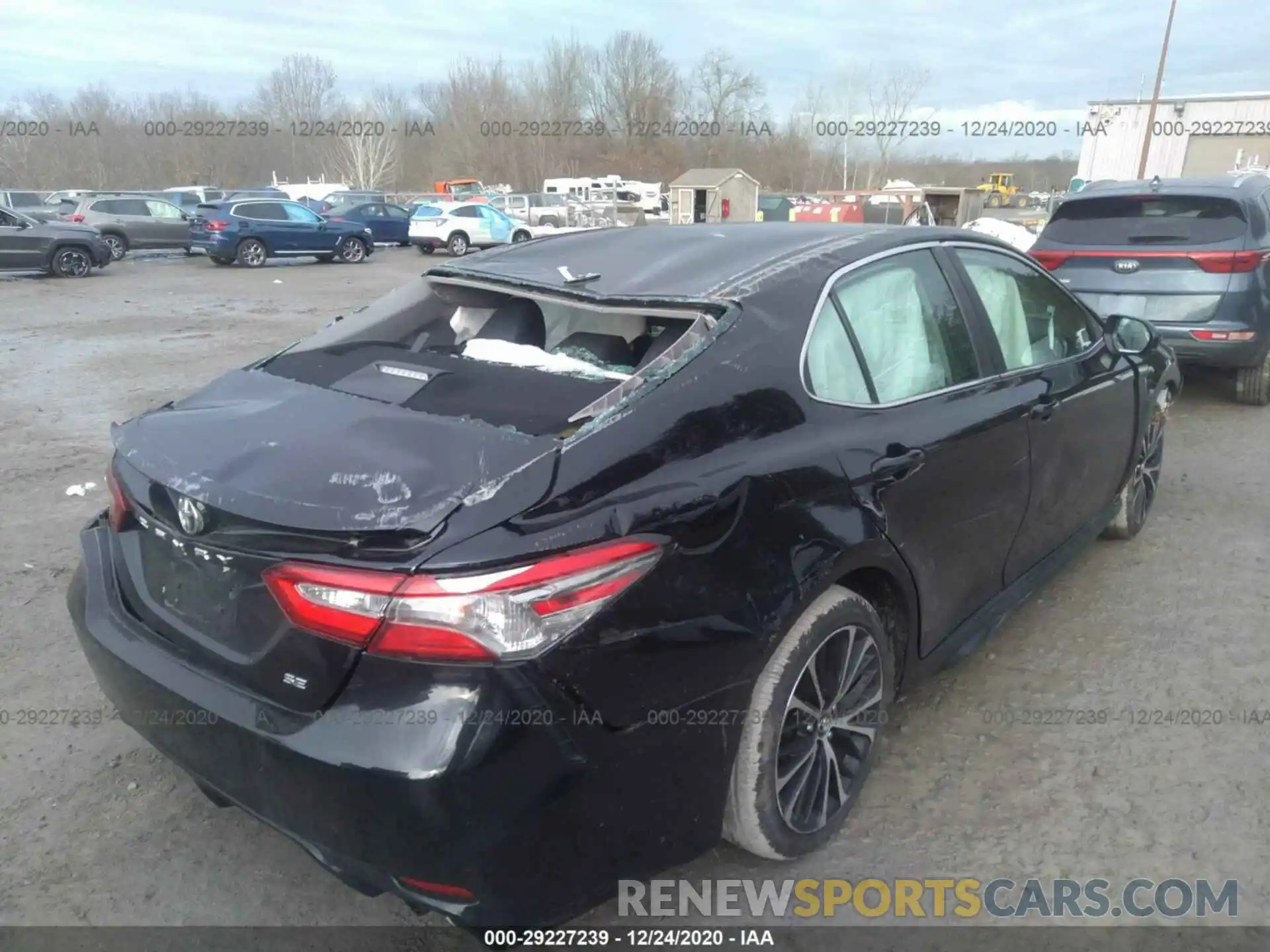 4 Photograph of a damaged car 4T1B11HK2KU217509 TOYOTA CAMRY 2019