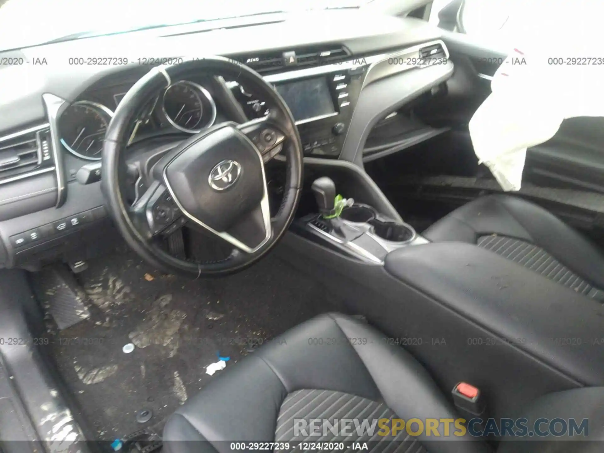 5 Photograph of a damaged car 4T1B11HK2KU217509 TOYOTA CAMRY 2019