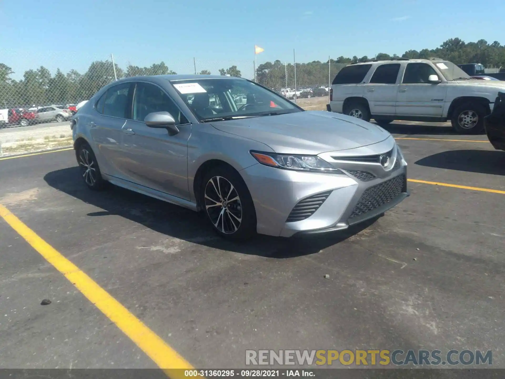 1 Photograph of a damaged car 4T1B11HK2KU217560 TOYOTA CAMRY 2019