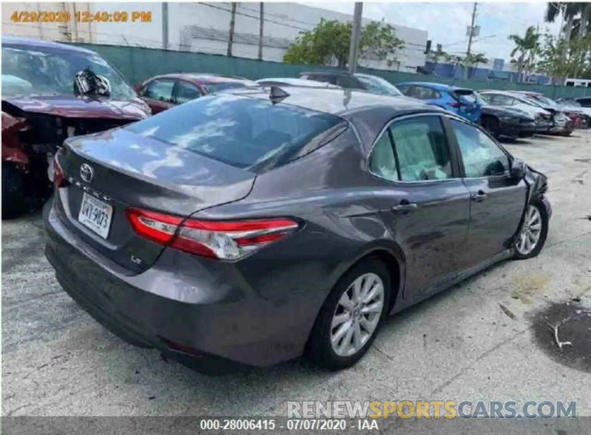 4 Photograph of a damaged car 4T1B11HK2KU219910 TOYOTA CAMRY 2019