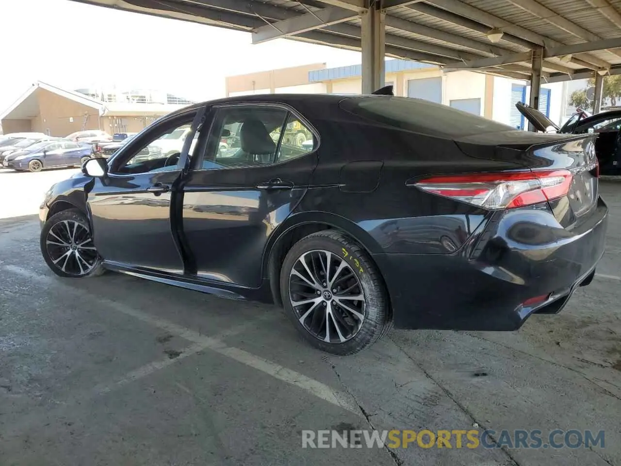 2 Photograph of a damaged car 4T1B11HK2KU222161 TOYOTA CAMRY 2019