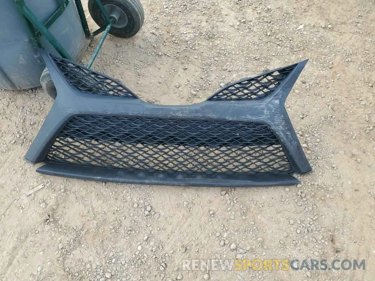 12 Photograph of a damaged car 4T1B11HK2KU224203 TOYOTA CAMRY 2019