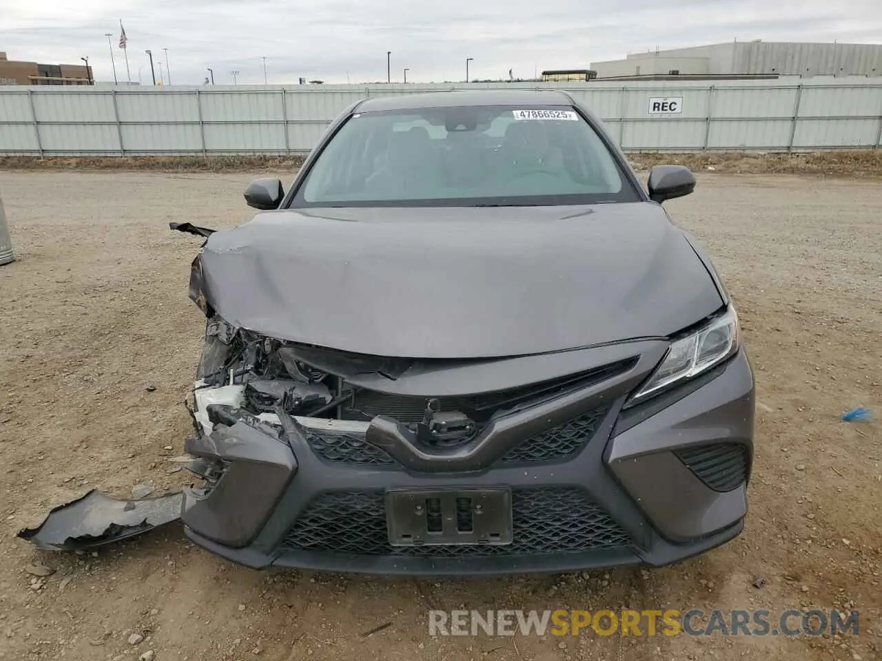 5 Photograph of a damaged car 4T1B11HK2KU229000 TOYOTA CAMRY 2019