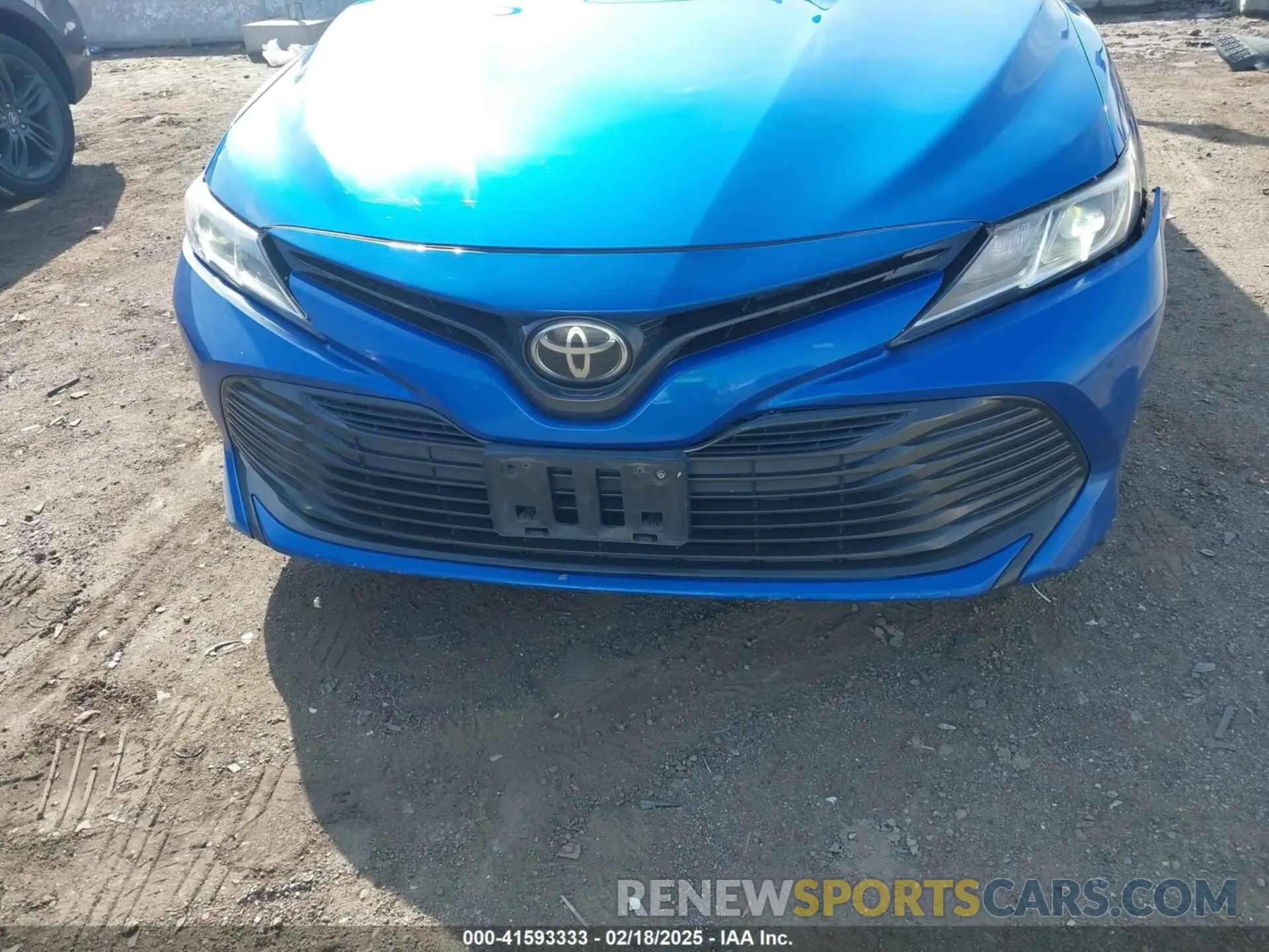 6 Photograph of a damaged car 4T1B11HK2KU229031 TOYOTA CAMRY 2019