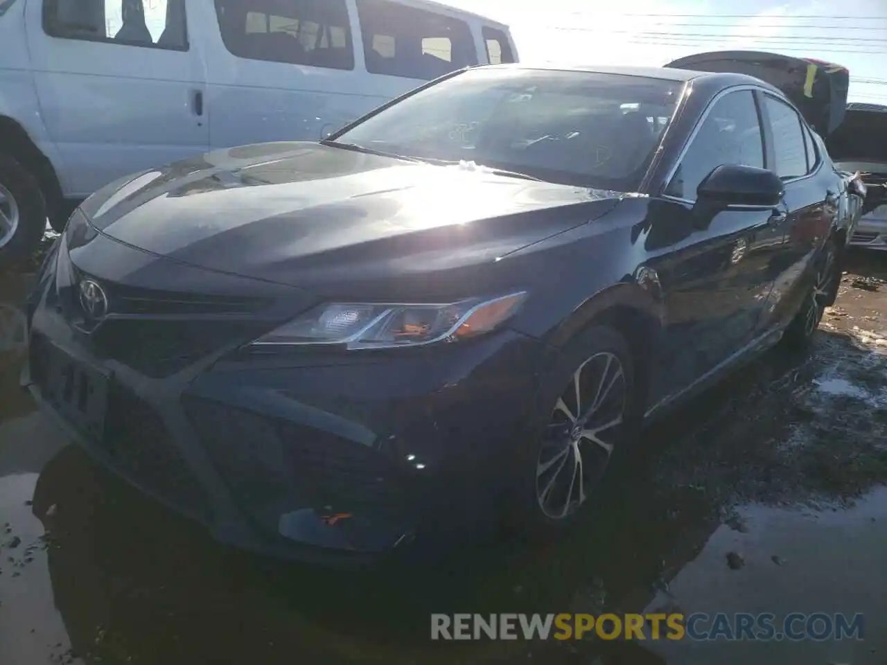 2 Photograph of a damaged car 4T1B11HK2KU237081 TOYOTA CAMRY 2019