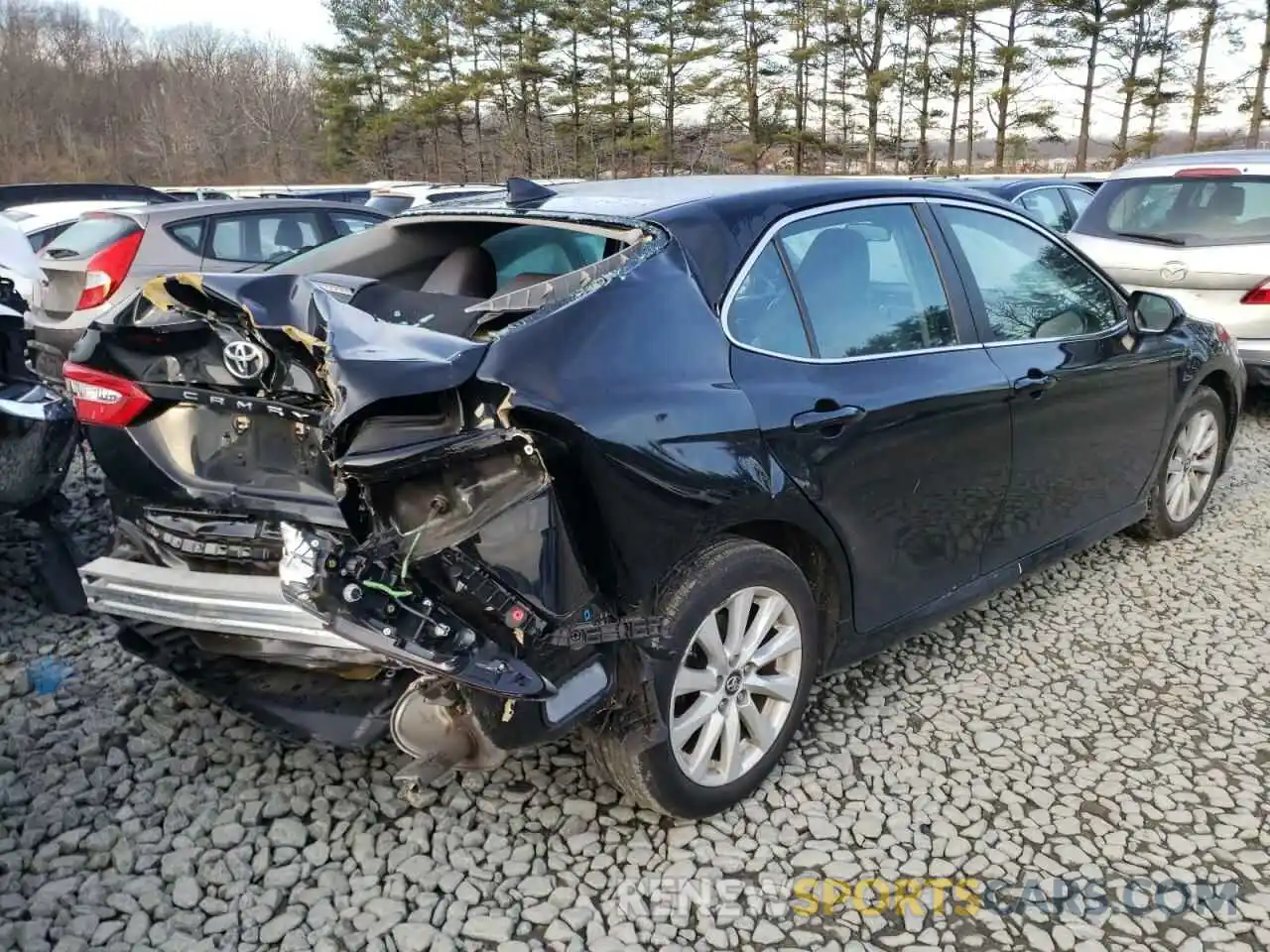 4 Photograph of a damaged car 4T1B11HK2KU237386 TOYOTA CAMRY 2019