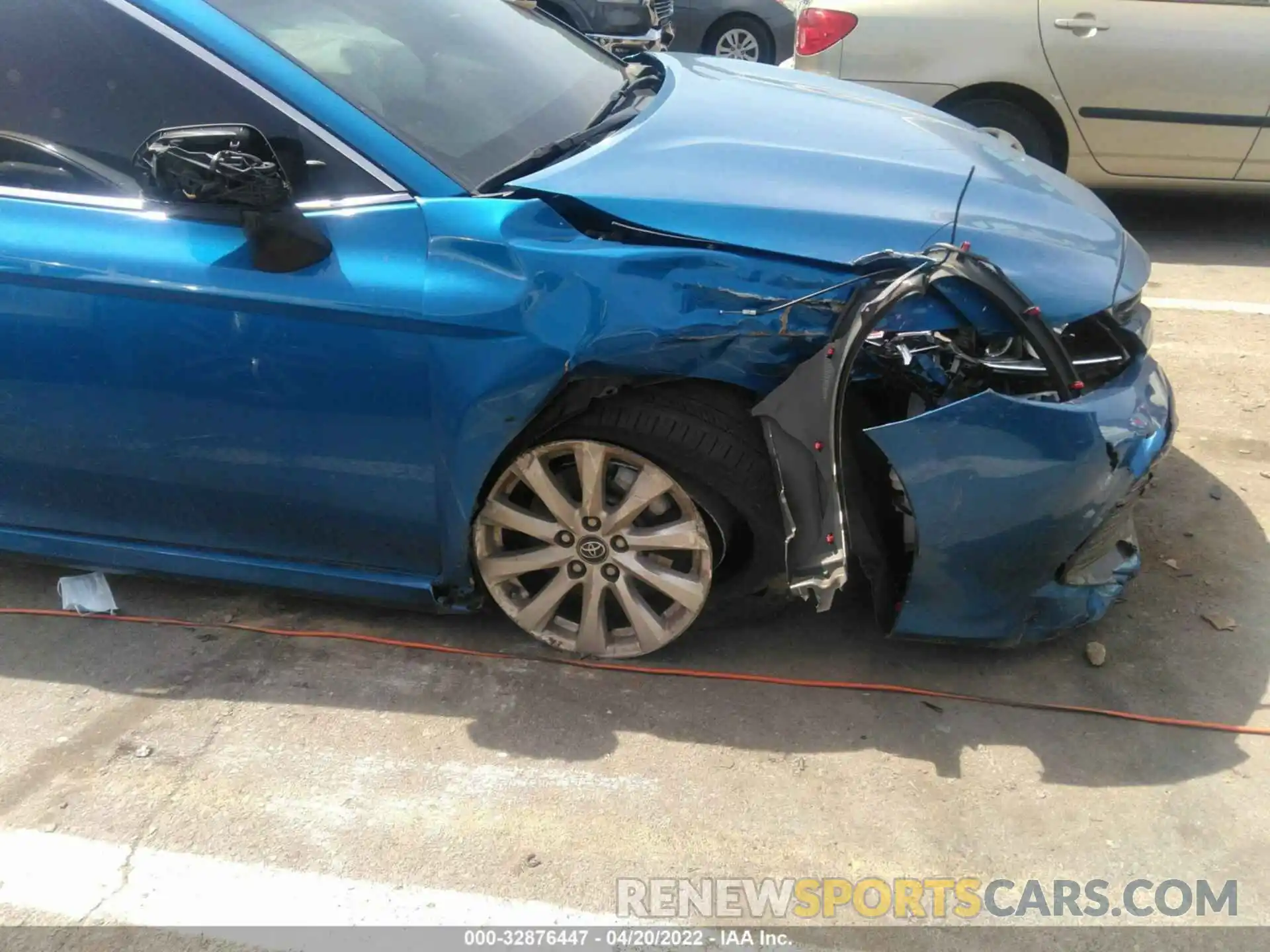 6 Photograph of a damaged car 4T1B11HK2KU238165 TOYOTA CAMRY 2019