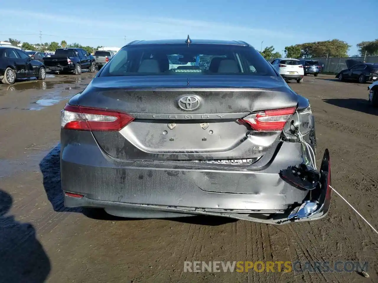 6 Photograph of a damaged car 4T1B11HK2KU240496 TOYOTA CAMRY 2019