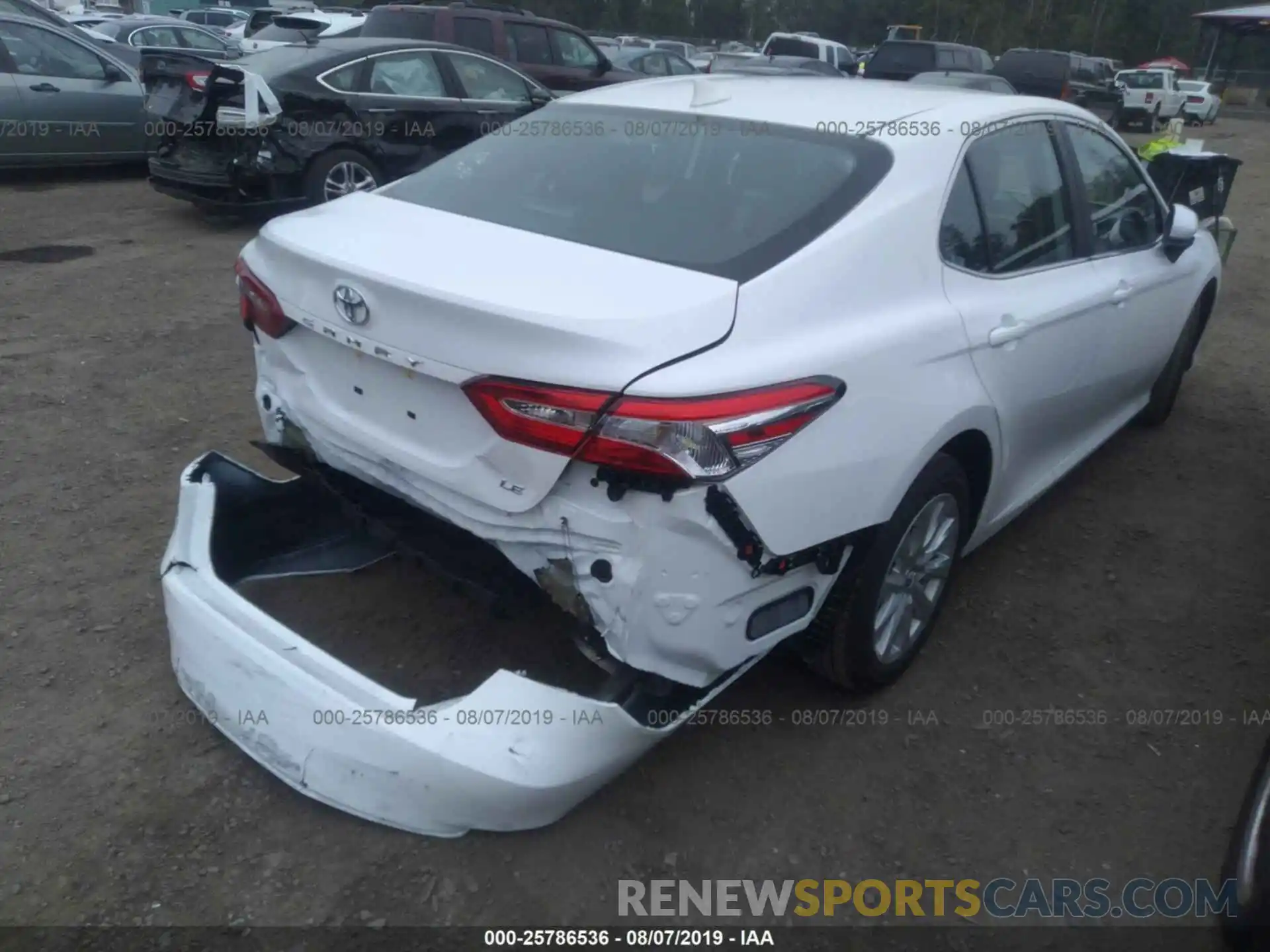 4 Photograph of a damaged car 4T1B11HK2KU243026 TOYOTA CAMRY 2019